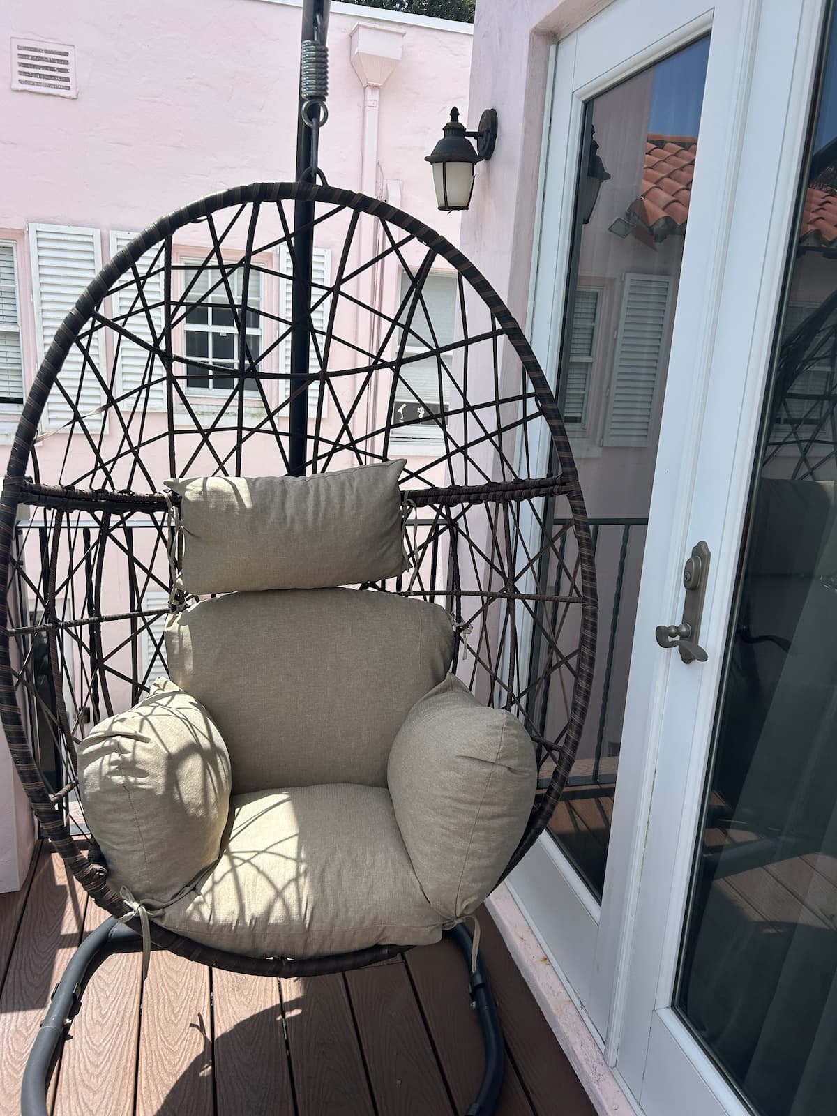 Balcony lounge